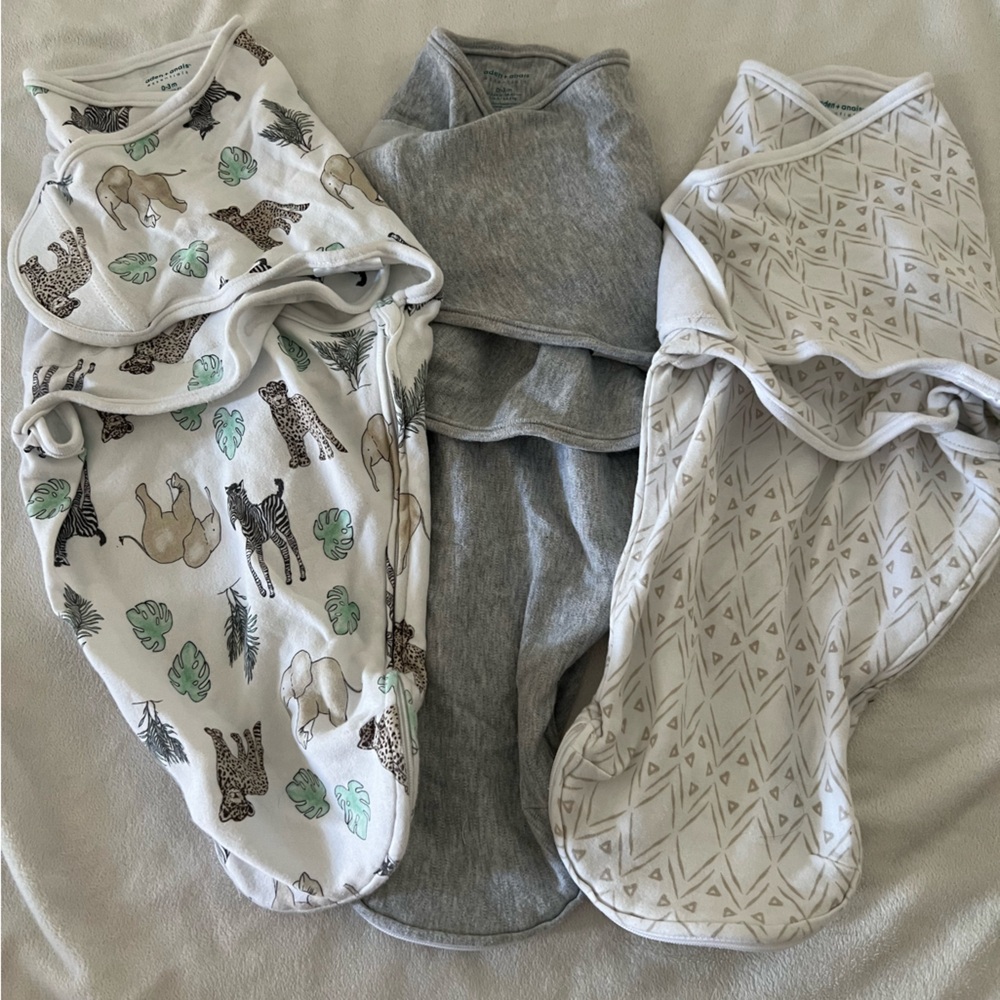 Swaddles